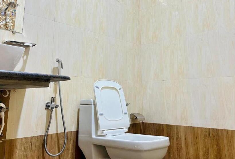 Hotelli Sterling Garden Beach