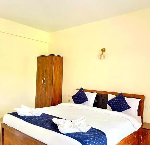 Hotelli Sterling Garden Beach