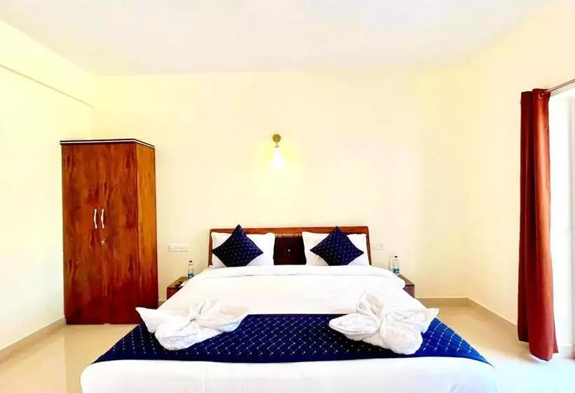 Hotelli Sterling Garden Beach