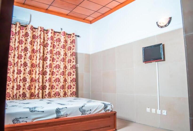 Le Panini Hôtel Auberge