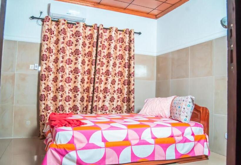 Le Panini Hôtel Auberge