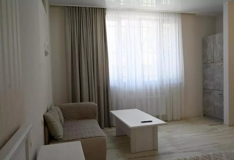 پانسیون Anar Guest House