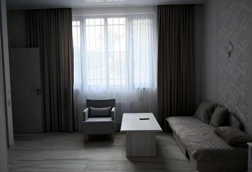 Pensió Anar Guest House