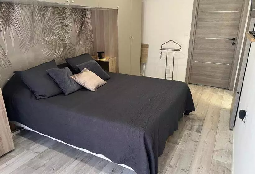 ペンション Jolie Chambre Indépendante