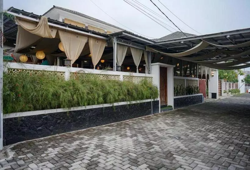 Pension Villa Ambarwati