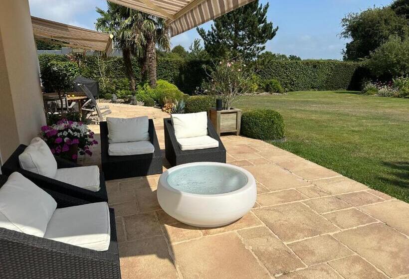 צימר Au Milieu Des Haras