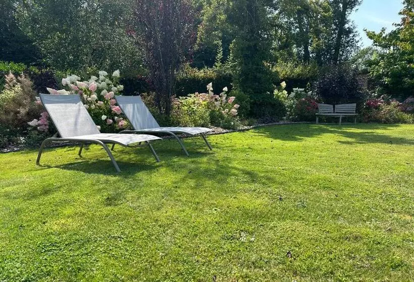 ベッドアンドブレックファースト Au Milieu Des Haras