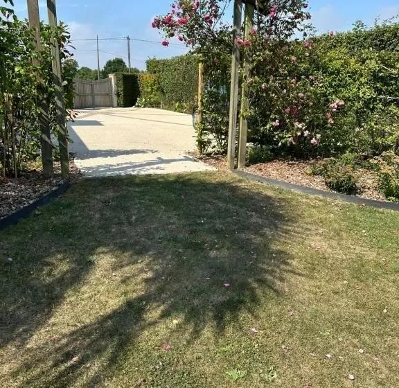 ベッドアンドブレックファースト Au Milieu Des Haras