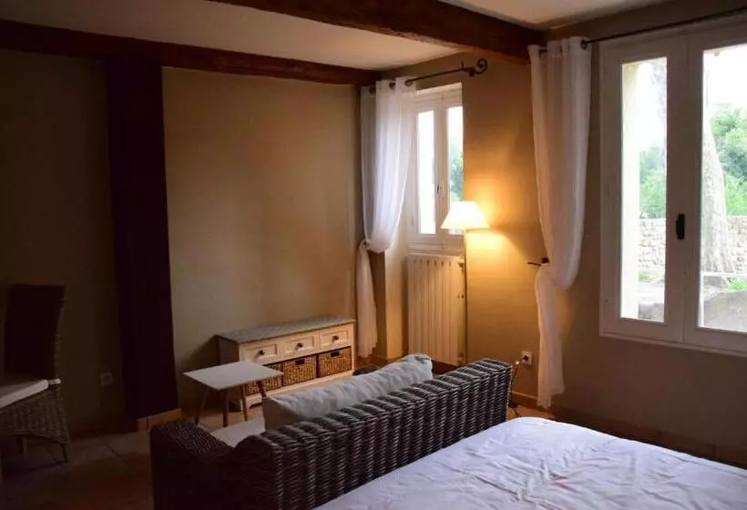 تختخواب و صبحانه La Chambre Des Amis Au Moulin Des Gypses