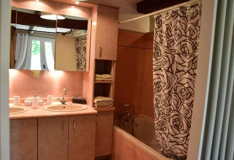 تختخواب و صبحانه La Chambre Des Amis Au Moulin Des Gypses
