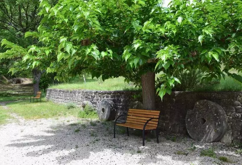 تختخواب و صبحانه La Chambre Des Amis Au Moulin Des Gypses