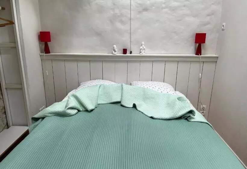 ベッドアンドブレックファースト Maison Du Silence