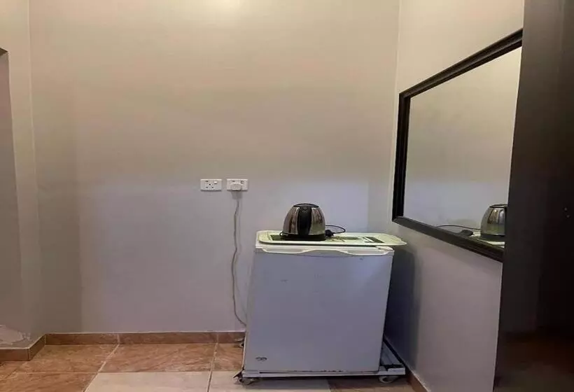 Hotelli السارية