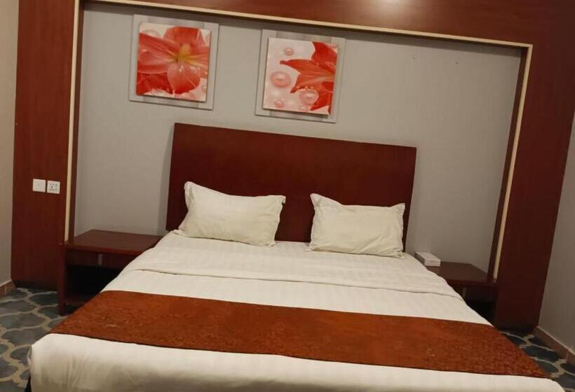 Hotel السارية