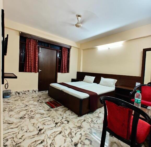 Hotel Arya Palace Puri