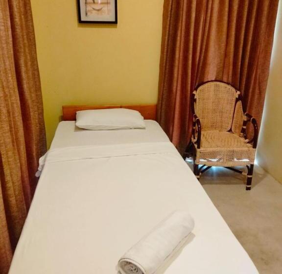 מלון כמוסות Poseidon S Bounty Rest