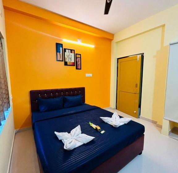 Hotel Goroomgo Shree Laxmi Resorts Bhubaneswar