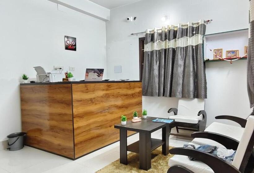 Hotel Goroomgo Shree Laxmi Resorts Bhubaneswar