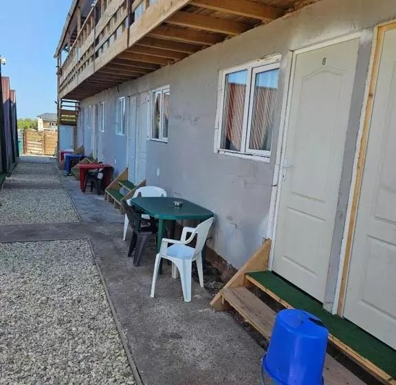 モーテル Ca La Noi Acasă