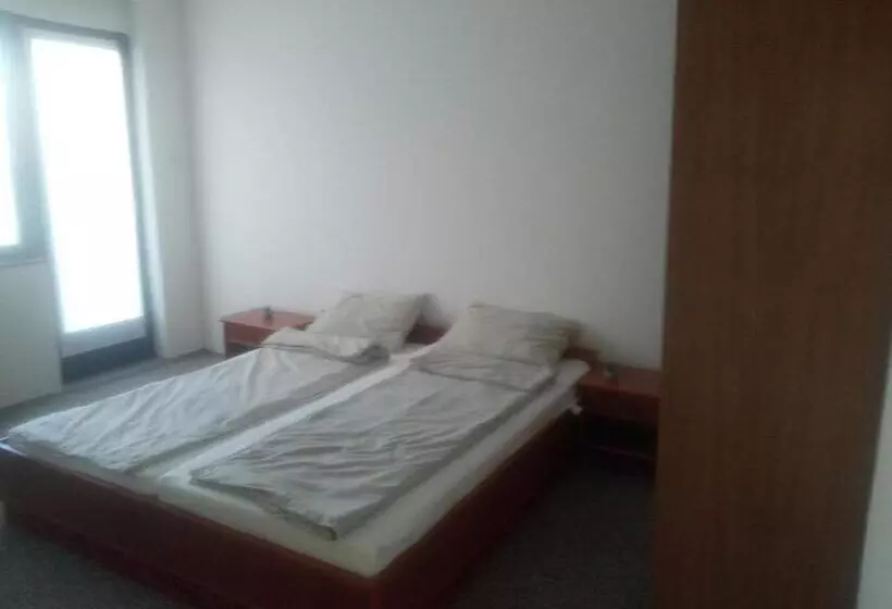 پانسیون Apartman 1