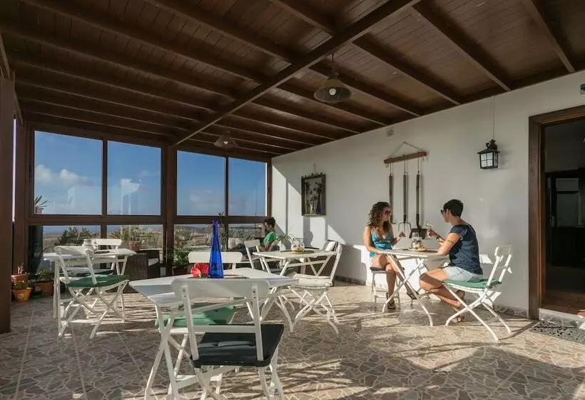 تختخواب و صبحانه Villa El Jable Lanzarote