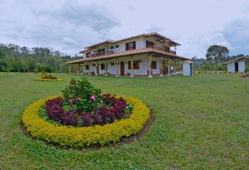ホテル Estorake San Agustin Huila