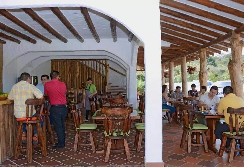 ホテル Estorake San Agustin Huila
