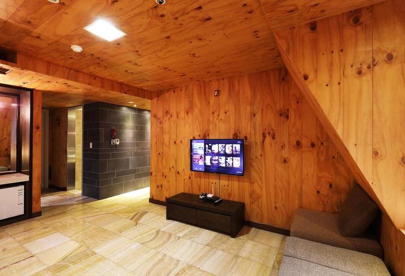 בית מלון כפרי Maple