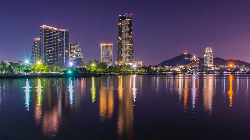 Oakwood Hotel & Residence Sriracha Sha Extra Plus