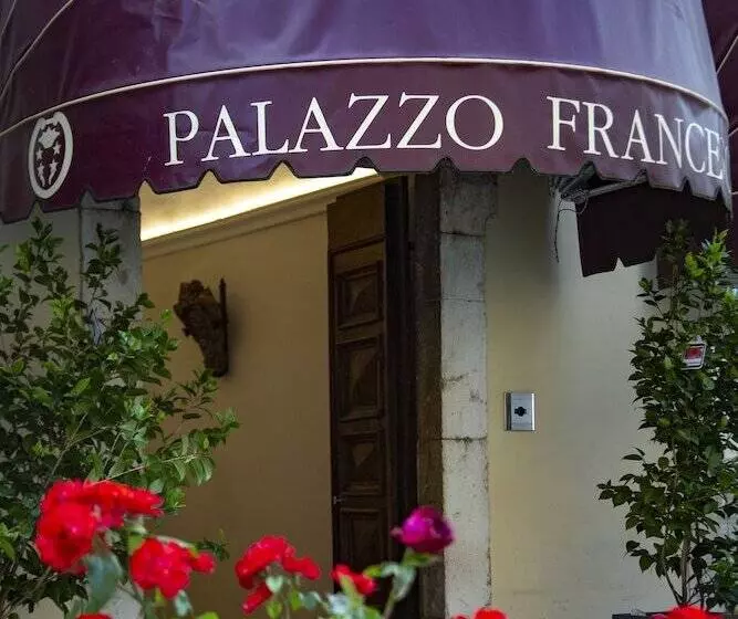 ホテル Palazzo Franceschini