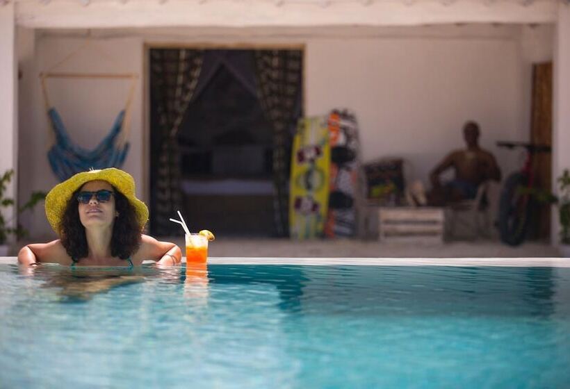 호텔 The Loop Beach Resort