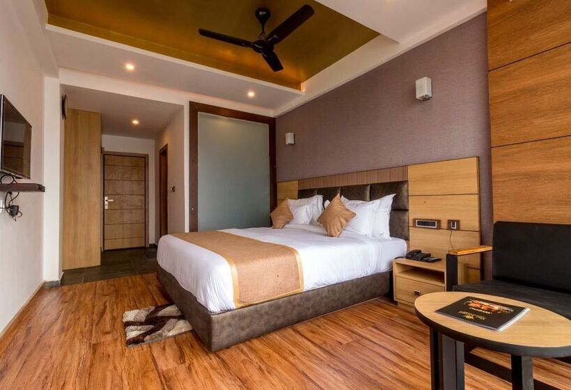 בית מלון כפרי The Regal Boutique