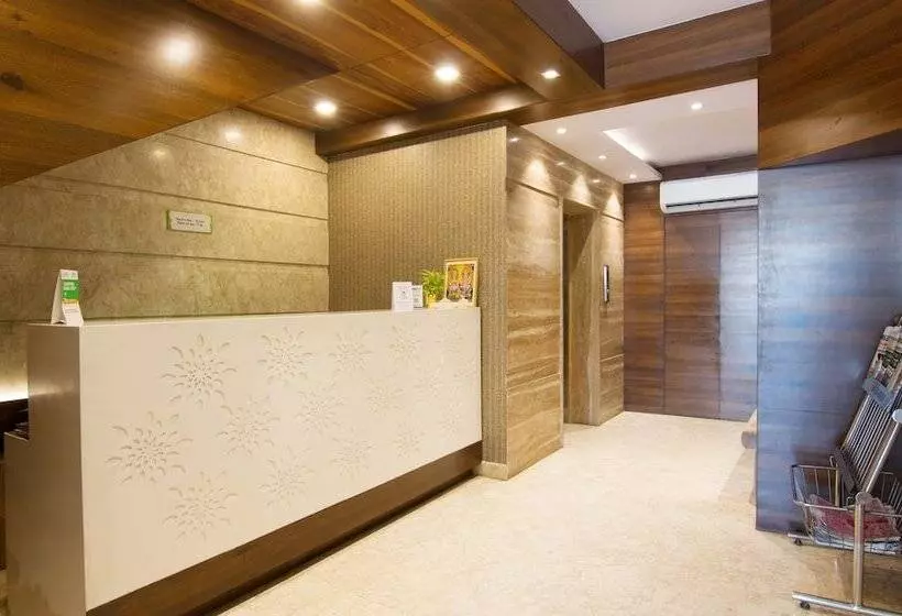Hotelli Treebo Tryst Kc Manor