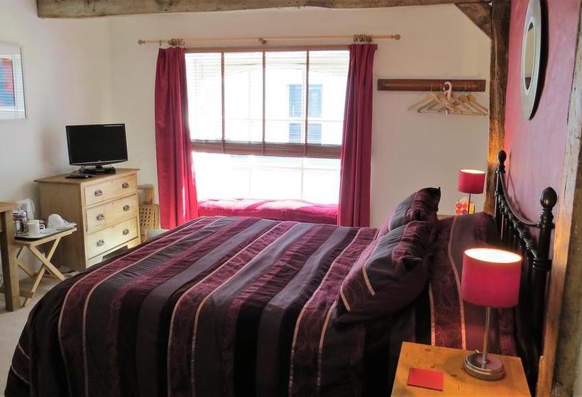 The Boat House Bed And Breakfast