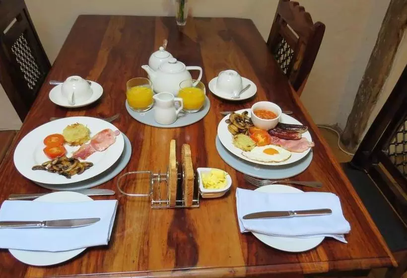 The Boat House Bed And Breakfast