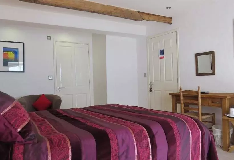 The Boat House Bed And Breakfast