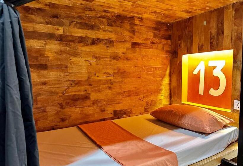 The Place Hostel Battambang