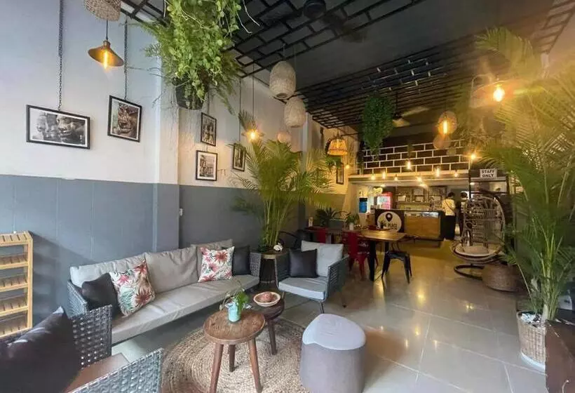 The Place Hostel Battambang