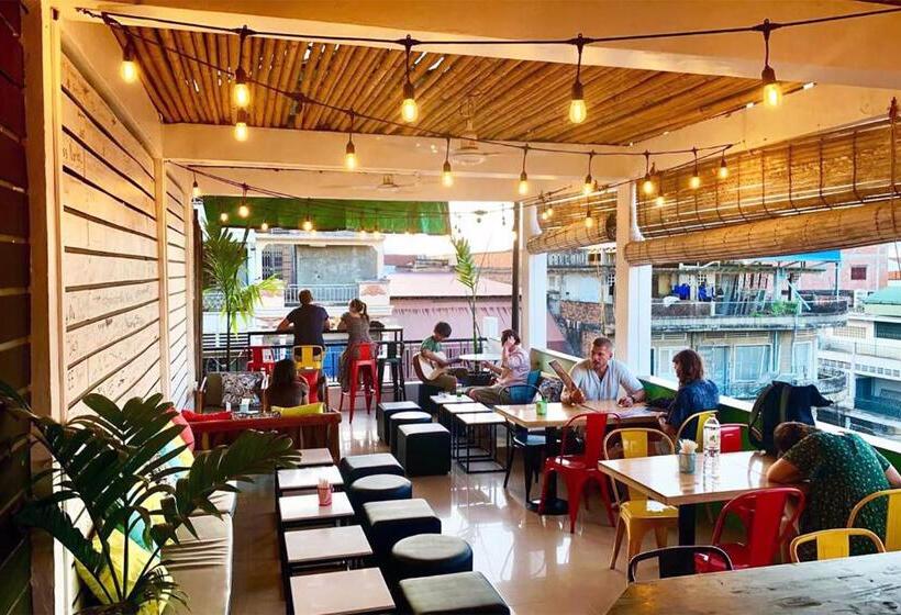 The Place Hostel Battambang