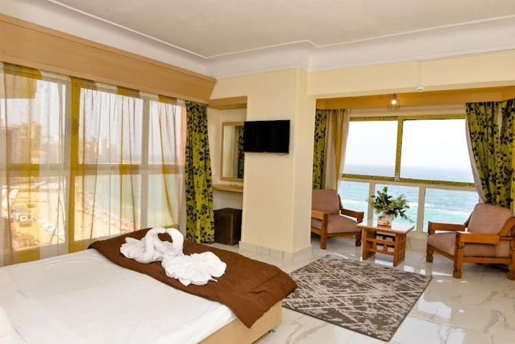 غرف فندقية على شاطئ الإسكندرية Room In Hotel On Alexandria Beach