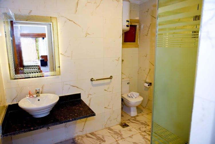 غرف فندقية على شاطئ الإسكندرية Room In Hotel On Alexandria Beach