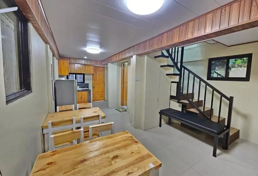 Retkeilymaja 3br   4br Family Transient