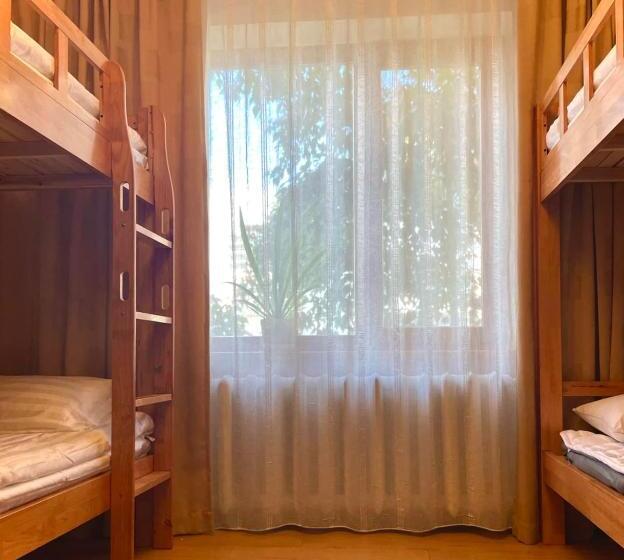 هاستل Amar Guest House