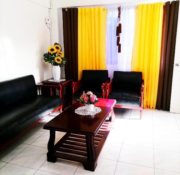 Hospedaria B Guest House