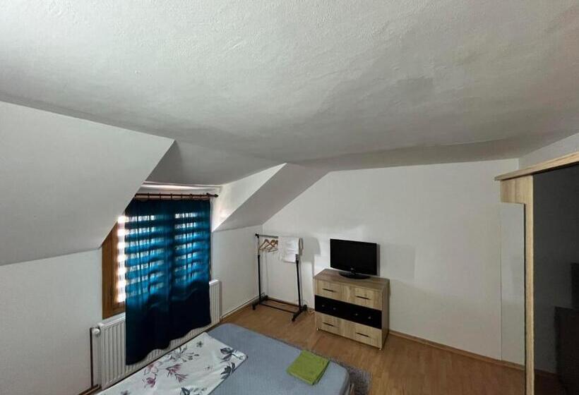 Nocleg ze śniadaniem La Conac Complex Deluxe Targu Jiu