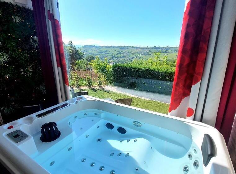 Bed and Breakfast Toga Spa Suite Relax