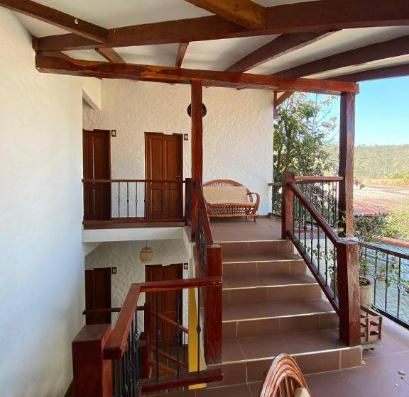 هتل Casa Prof Blanquita