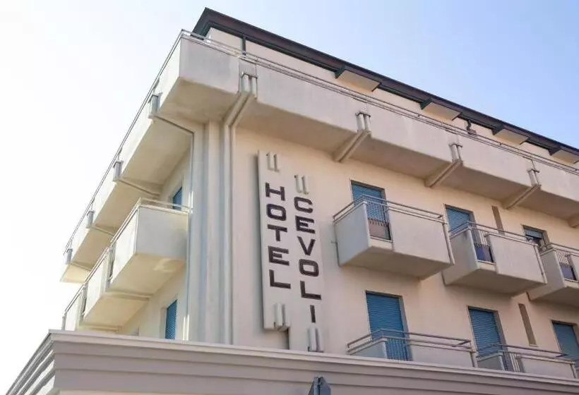 ホテル Cevoli