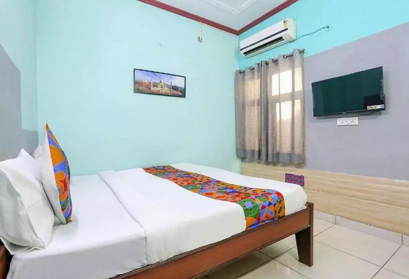 ホテル Premium Ayodhaya With Ac Rooms And Free Pick Up From Station