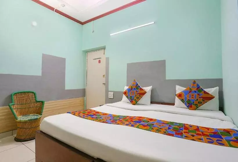 ホテル Premium Ayodhaya With Ac Rooms And Free Pick Up From Station
